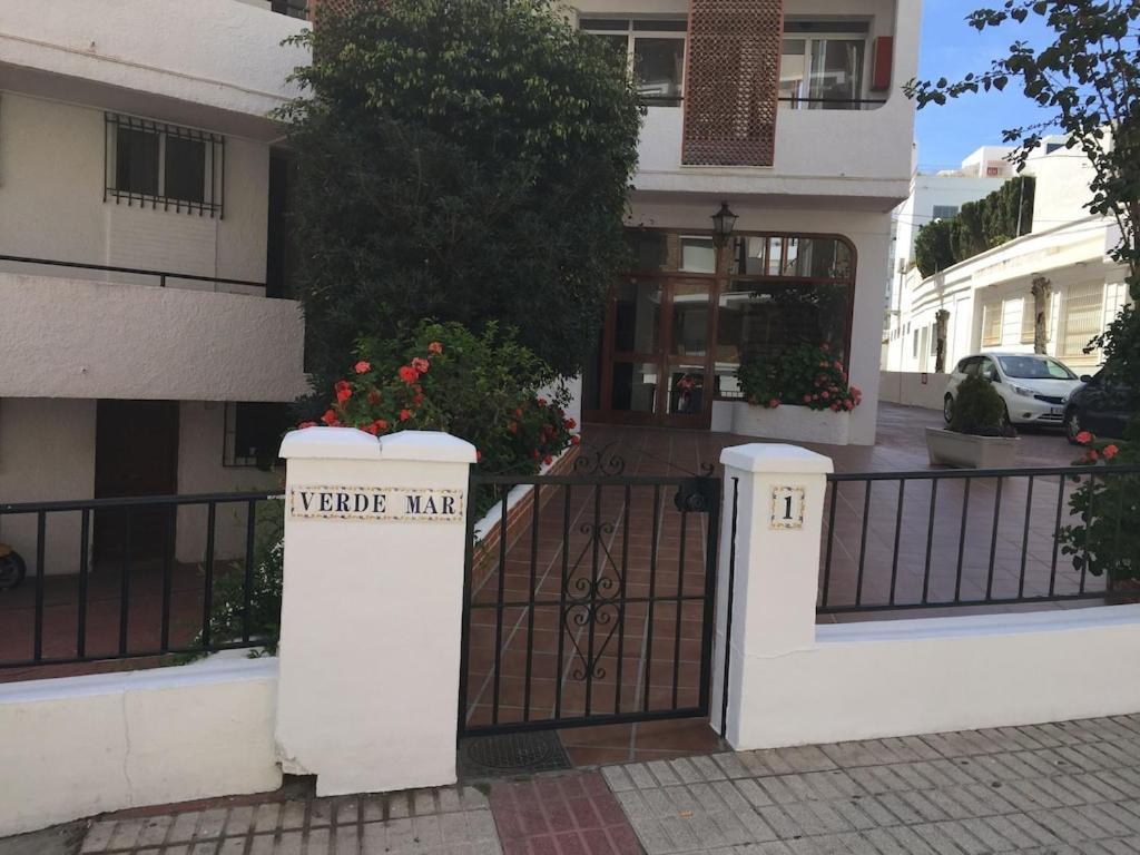 Edificio Verdemar - Stunning 1 Bed Apartment With Pool & Sea Views ネルハ エクステリア 写真